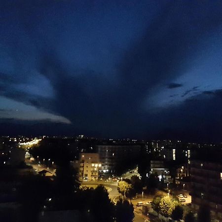 טורינו Lucrece Holiday Apartment מראה חיצוני תמונה