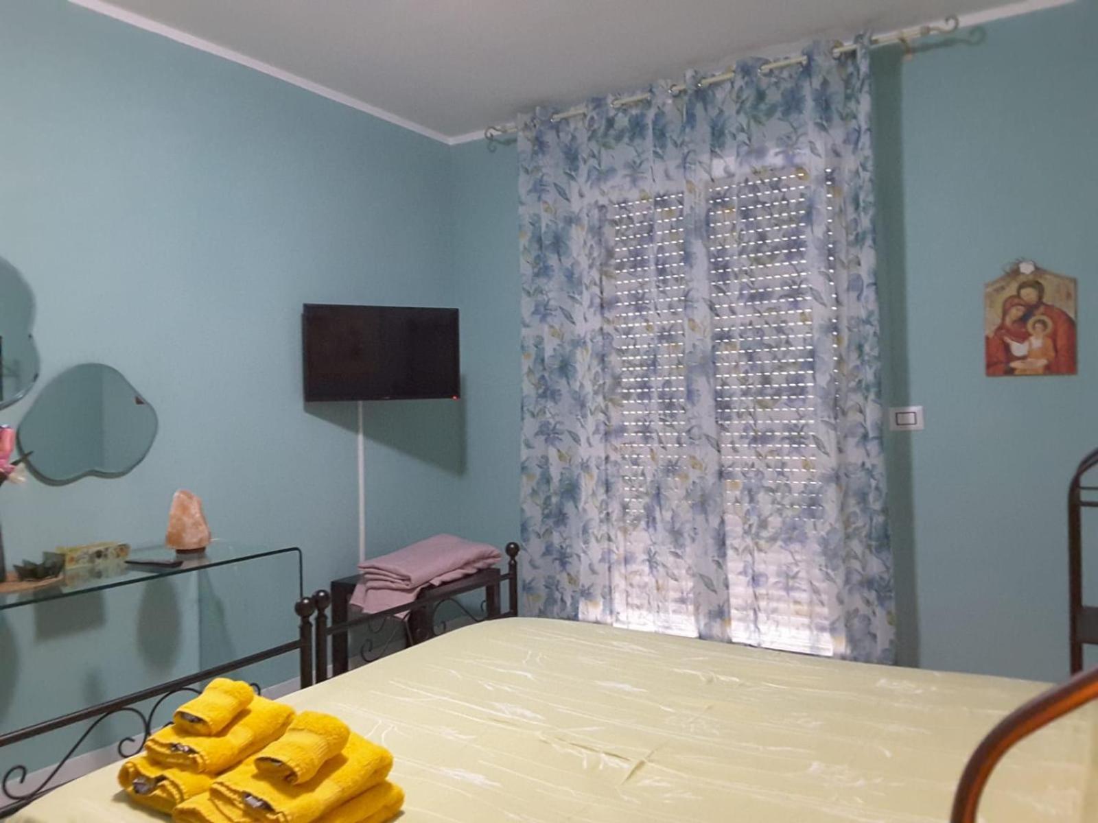 טורינו Lucrece Holiday Apartment מראה חיצוני תמונה