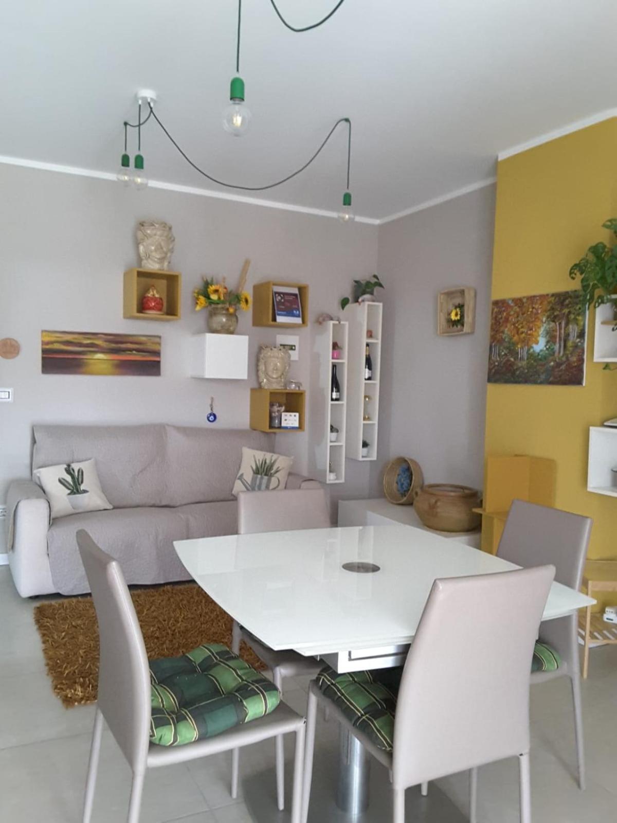 טורינו Lucrece Holiday Apartment מראה חיצוני תמונה